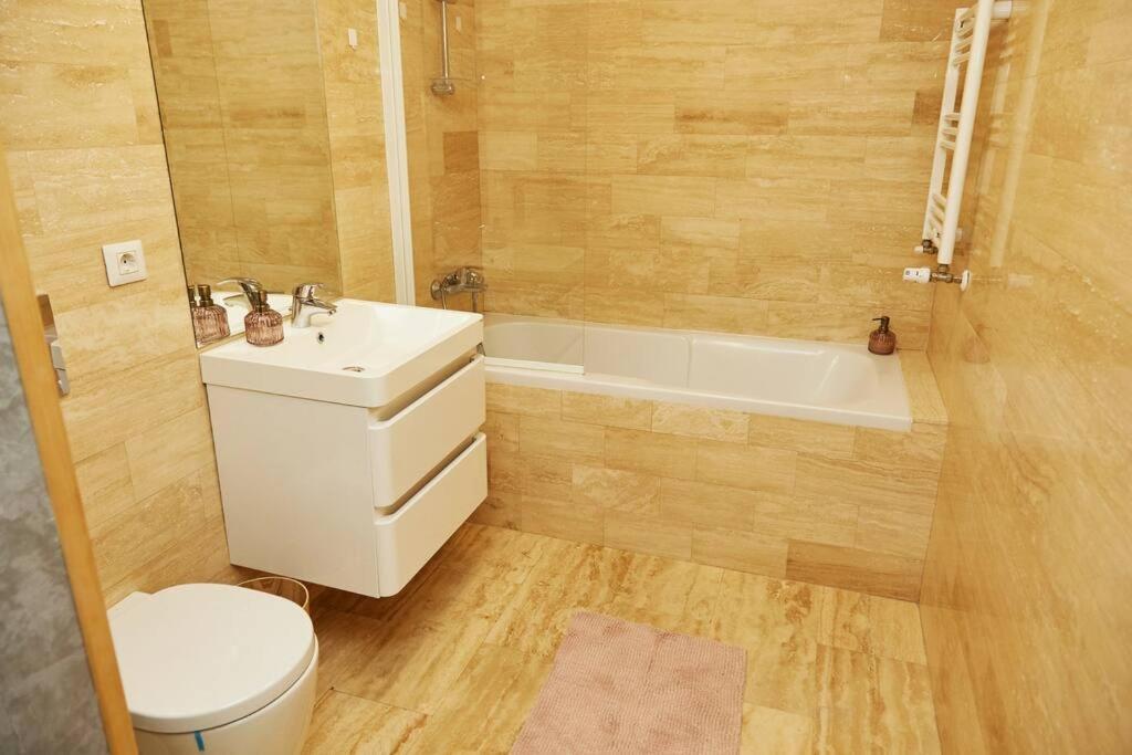 Vernescu Luxury Residence 2 Bucarest Esterno foto