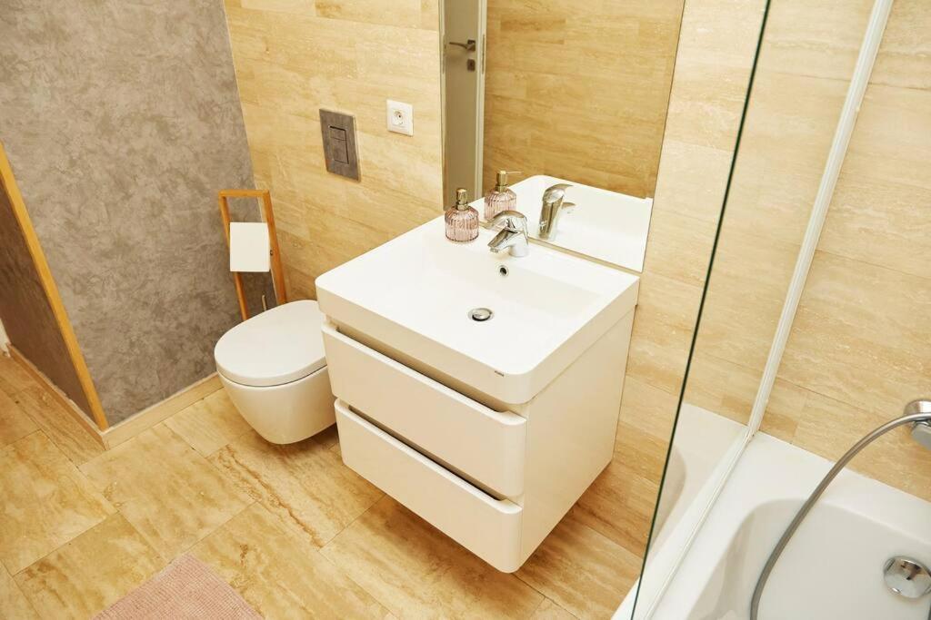 Vernescu Luxury Residence 2 Bucarest Esterno foto